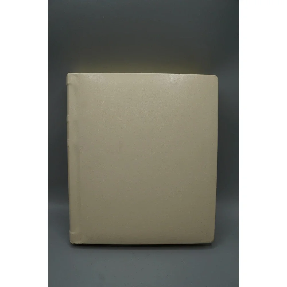 Vintage Ivory Faux Leather Wedding Photo Album Gold Gilded 8x10 20 Photos Unused